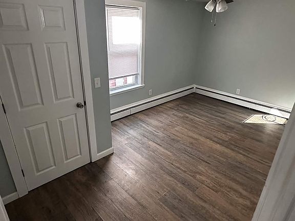 4th image of 494 Union Ave Floor 1