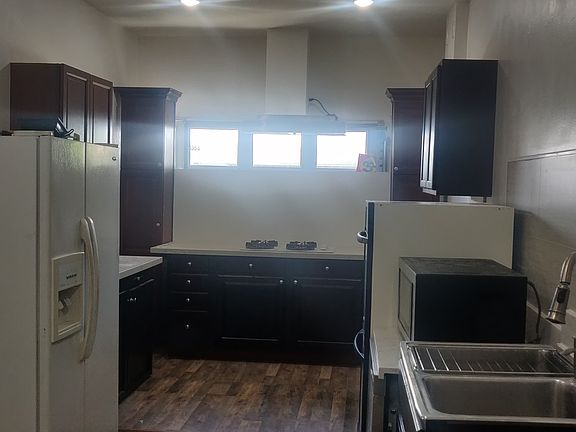 Kitchen and living