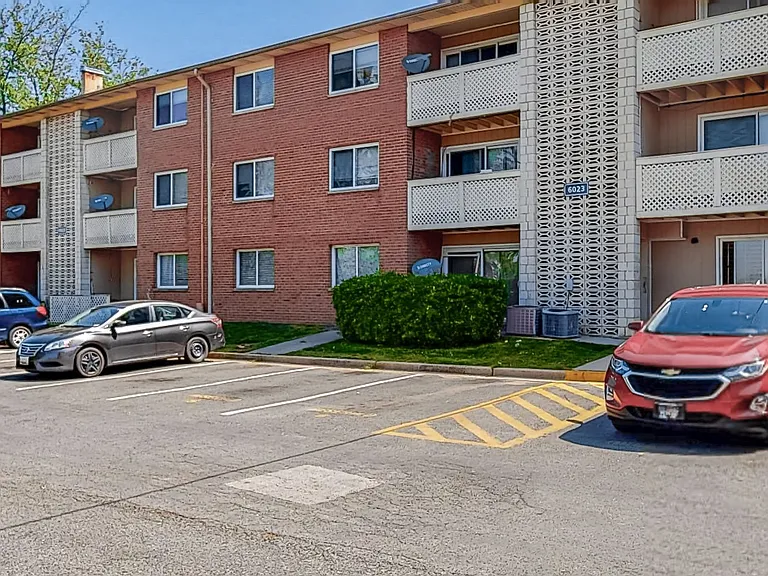 Eastdale Apartments — Photo 8