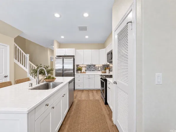 91-2220 Kaiwawalo St Unit 1202, Ewa Beach, HI 96706
