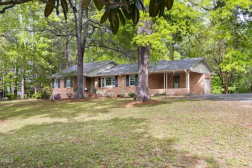 4511 Farrington Rd Photo 1