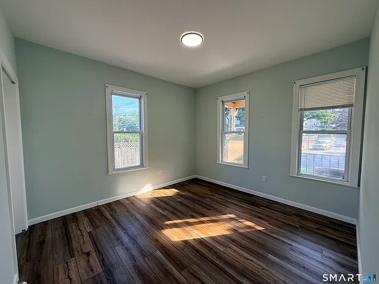 26 Taylor Ave — Photo 24