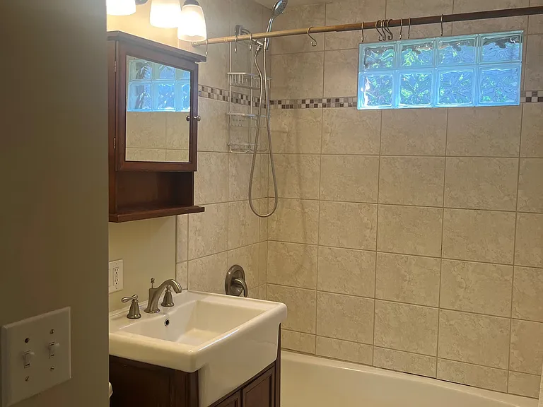 311 Buckingham Ave #1 — Photo 14