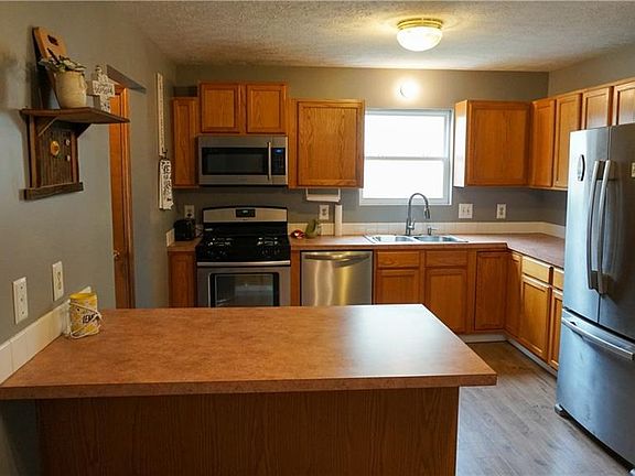 4th image of 591 Wolf Ave