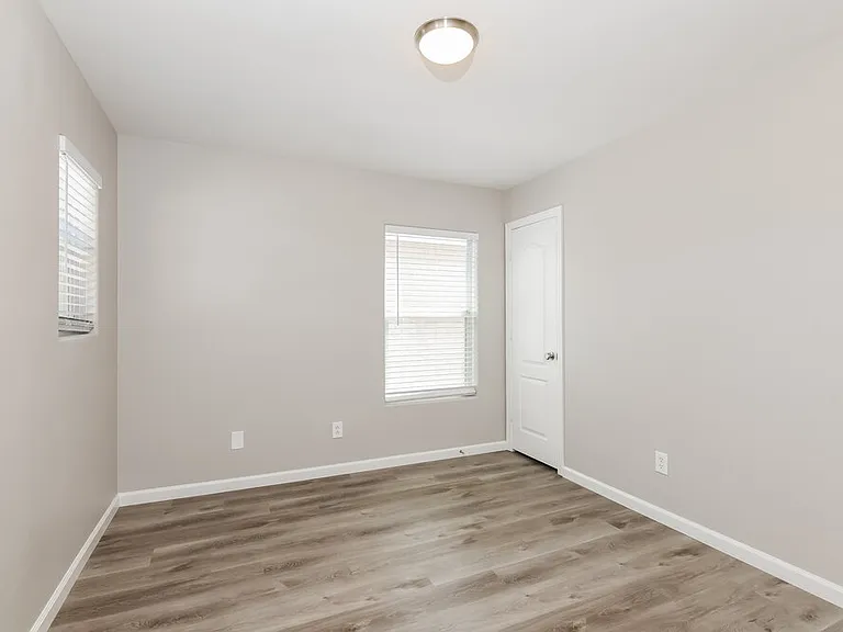 9011 College Green St — Photo 12