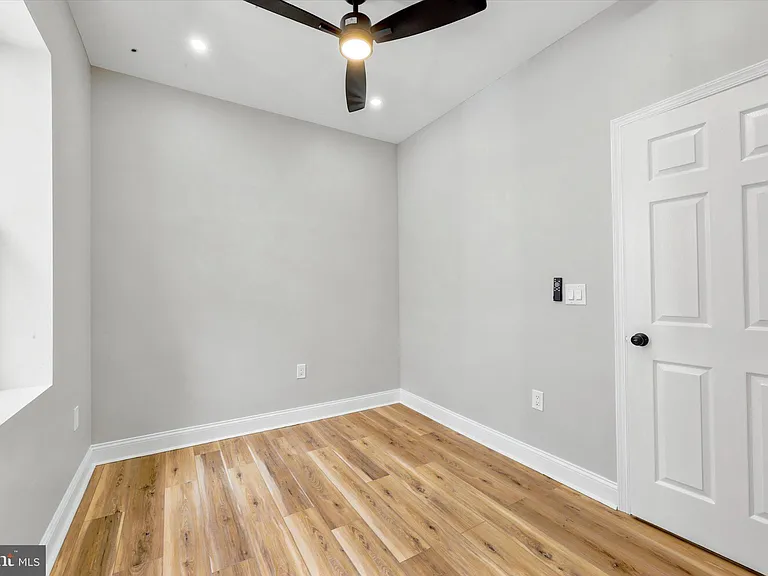 5853 Cedar Ave — Photo 7