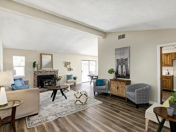 3rd image of 8176 Cottonmill Cir