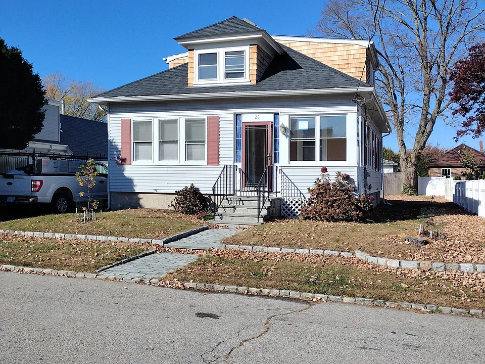 26 Brayton Ave