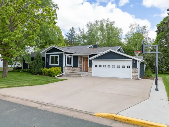 800 E Park Ave, Luck, WI 54853