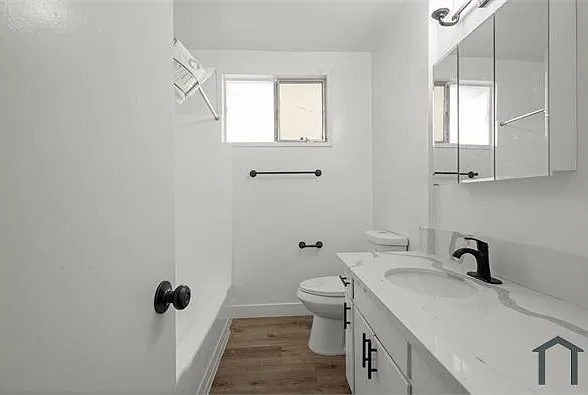 3874 Potomac Ave #11 — Photo 12