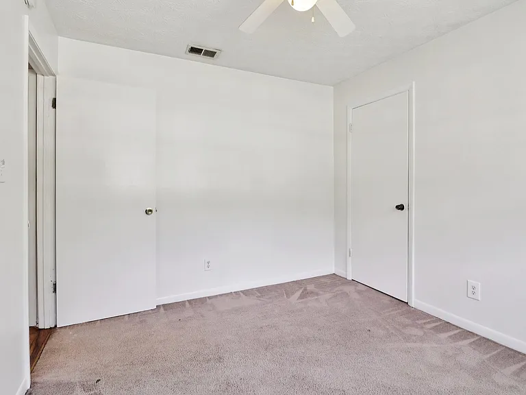 2344 Chestnut Log Pl — Photo 10