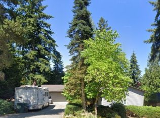 17716 NE 12th St, Bellevue, WA