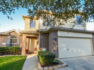 910 Summer Rain Ct, Conroe, TX 77303