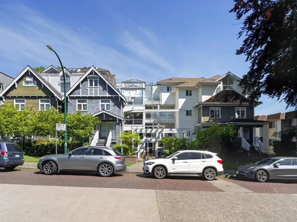 2175 W 3rd Ave #313, Vancouver, BC V6K 1L2