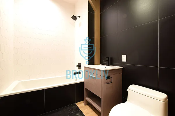 Rented by null | media 5