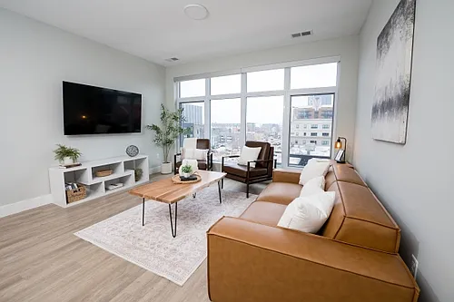 60 E Green St #303 Photo 1