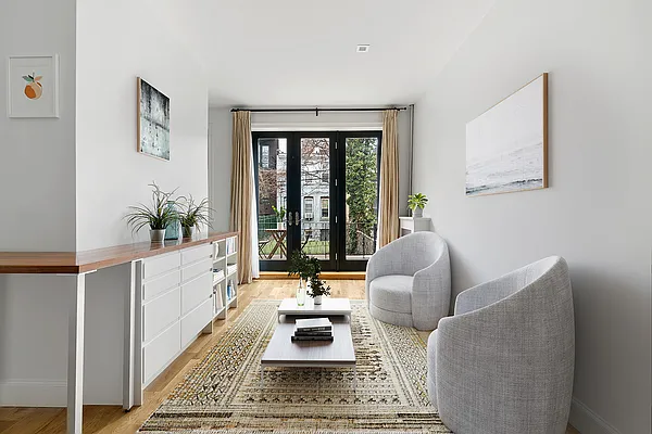 Sold by Compass | media 5