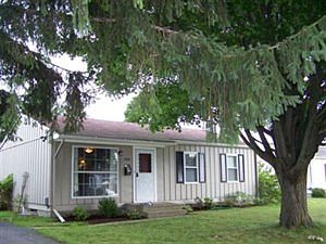 1st image of 108 Douglas Dr