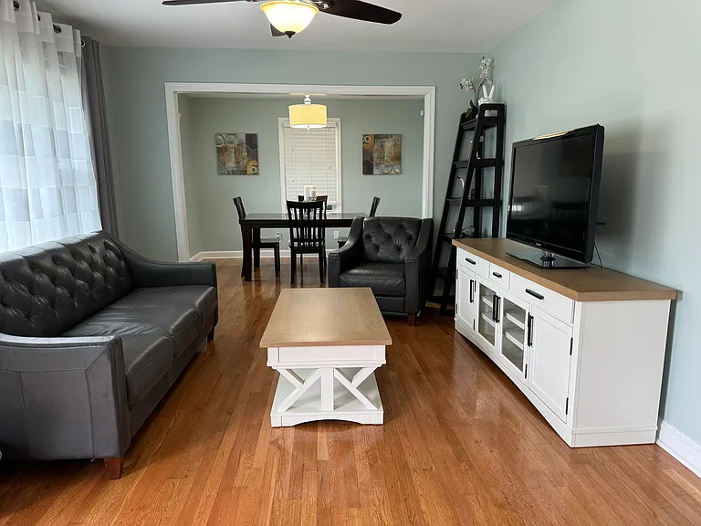 633 Green Acres Rd SE — Photo 9