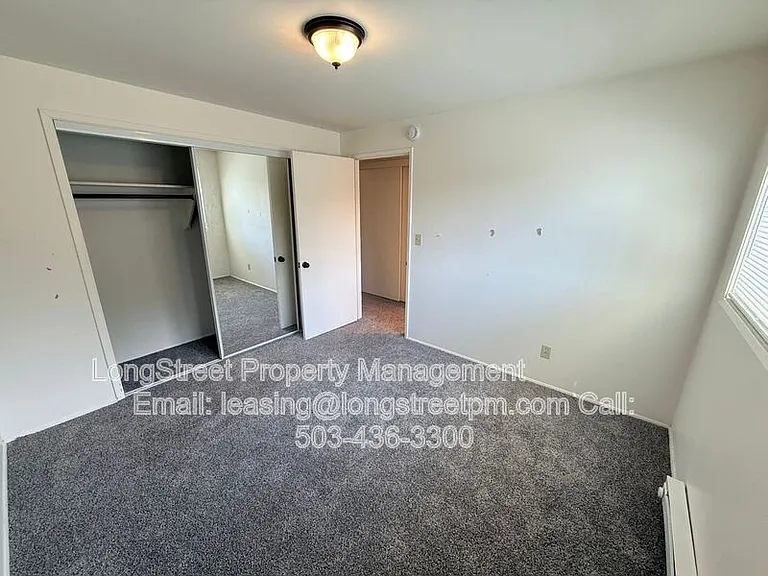 2608 NW Tyler Ave — Photo 10