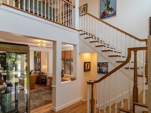 3rd image of 57 Carriage Hill Cir Unit 57
