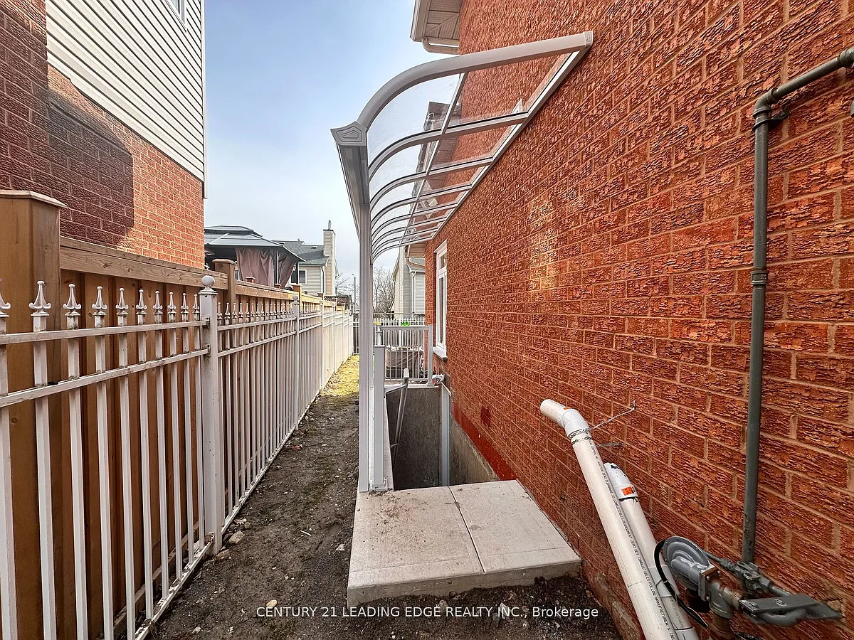 Building Photo - 825 Corbetts Rd #BASEMENT
