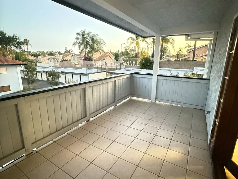 111 S Poplar Ave #45 — Photo 5