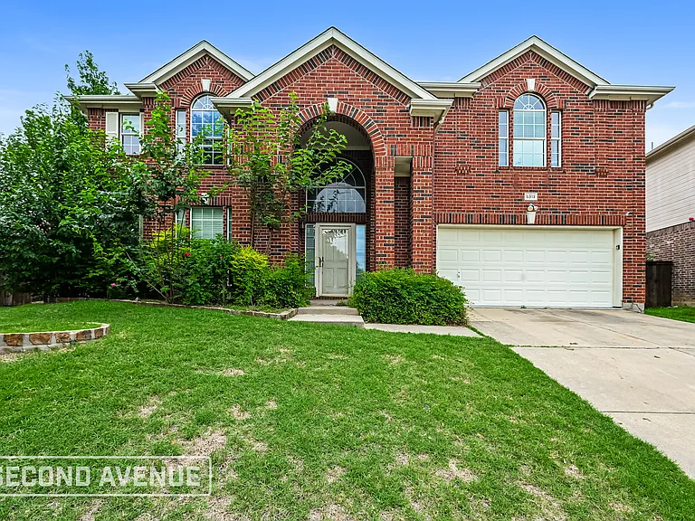 5313 Hayloft Ct — Photo 1