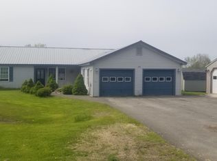 24 Lang Hill Rd, Palmyra, ME 04965