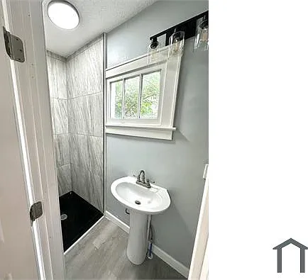 283 Dana Ave — Photo 5