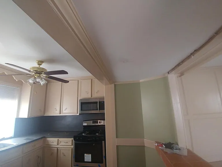 146 N Milby St #2 — Photo 2