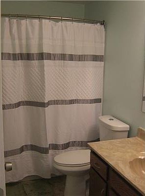 Upstairs Full Bath