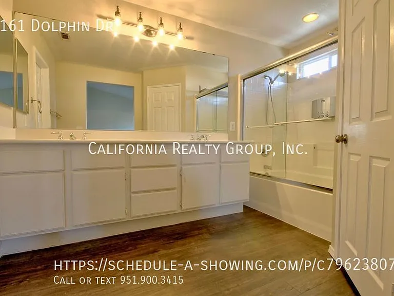 1161 Dolphin Dr — Photo 24