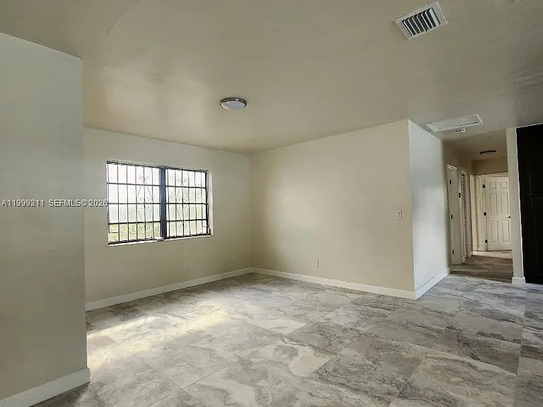 7750 NW 14th Pl — Photo 5