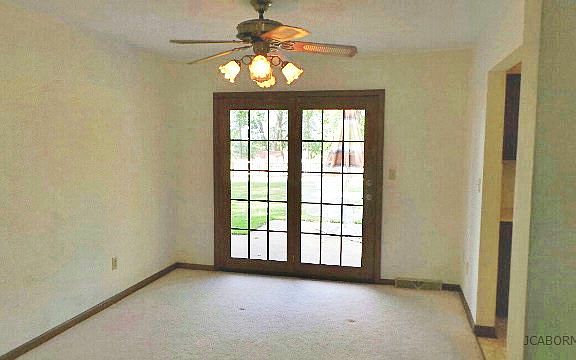 4th image of 4816 Sharon Dr