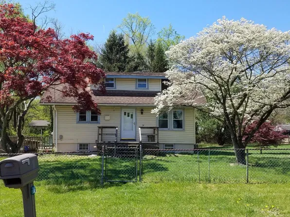 41 Trilby Ave, Westville, NJ 08093