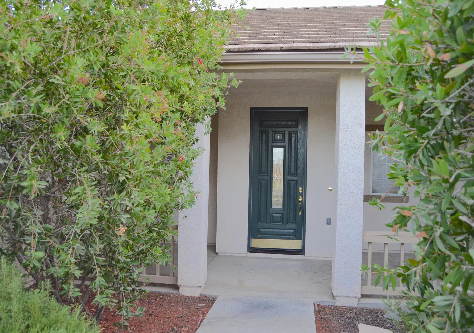Beautiful!! 4 Bedroom 3 Bath Home Located In River Oaks Community Avail 11/1/26 Do Not Disturb Te... — Photo 3