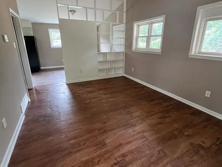 2278 Pamela Dr — Photo 3