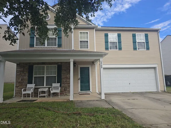 2709 Hamilton Green Dr, Durham, NC 27703