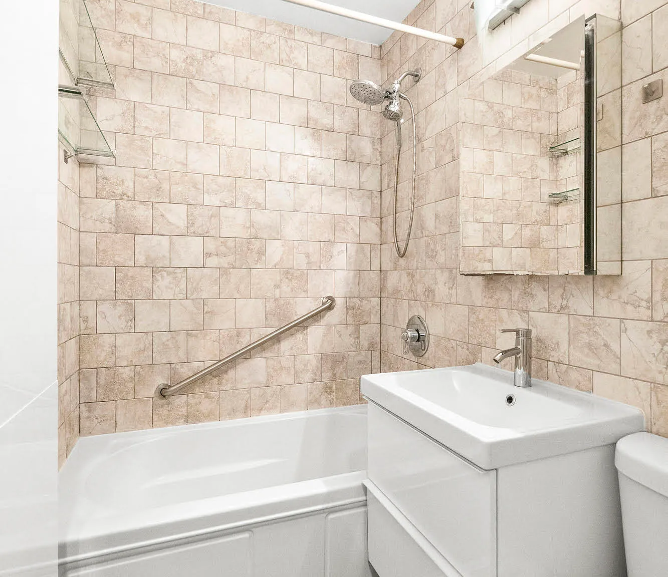 235 West 70th Street — Photo 4
