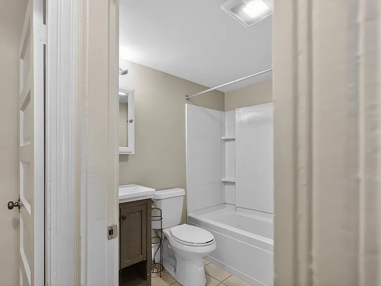 187 185 County Streetunit #1 — Photo 13