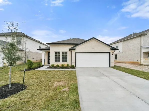 213 Harlingen Dr, Magnolia, TX 77354