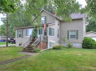 822 Mill Rd, Ravenna, OH 44266