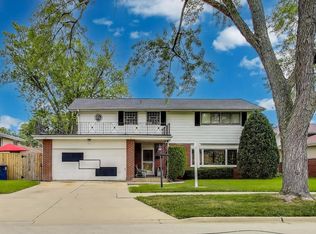 511 Bedford Ln, Des Plaines, IL