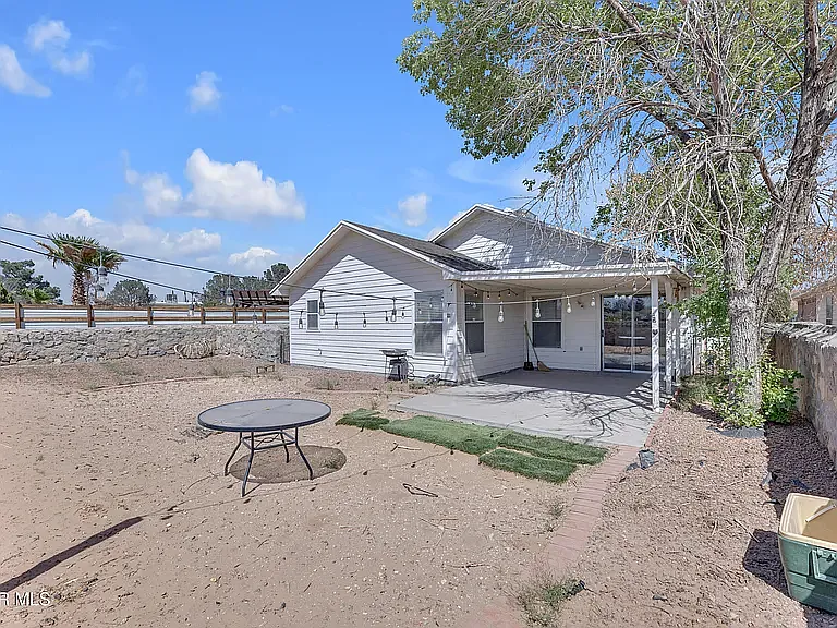 11868 Oak Crossing Dr — Photo 37