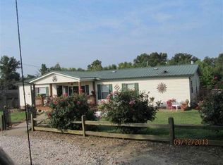 9116 Farley Rd, Spottsville, KY 42458