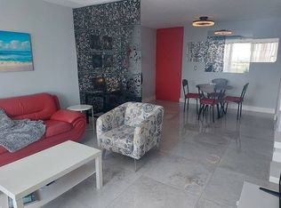 3 Avenida Laguna #4F, Carolina, PR 00979