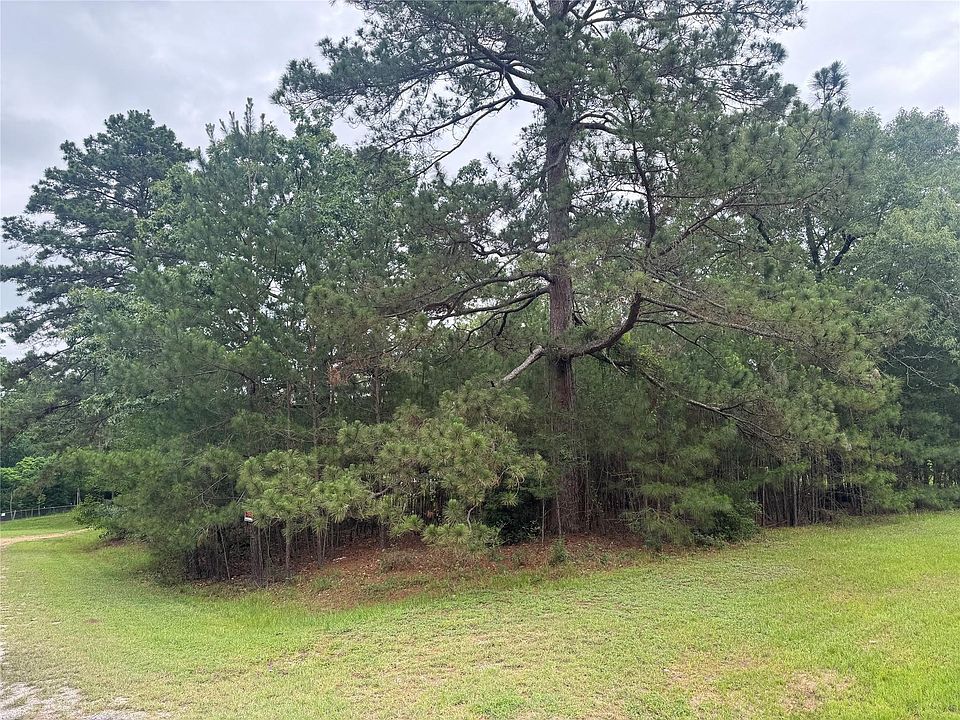 1st image of Persimmon Cir
