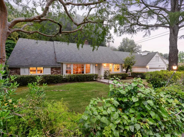 2040 Roscomare Rd, Los Angeles, CA 90077