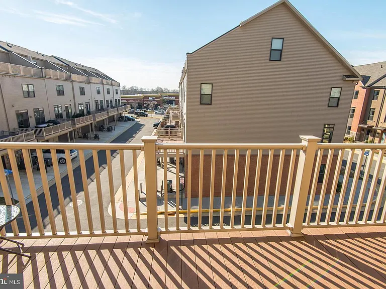 20523 Milbridge Ter — Photo 23